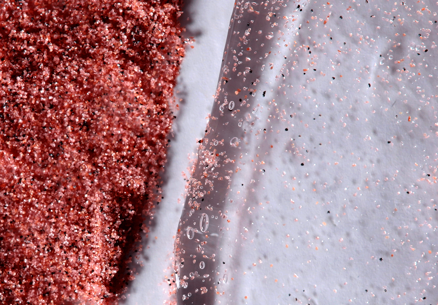 Lessonia is a manufacturer of exfoliants for developing cosmetic products and exfoliating treatments such as scrubs. 